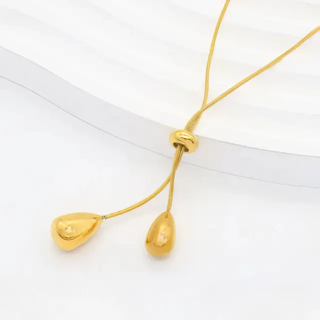 Minimal Necklace with Gold Drops