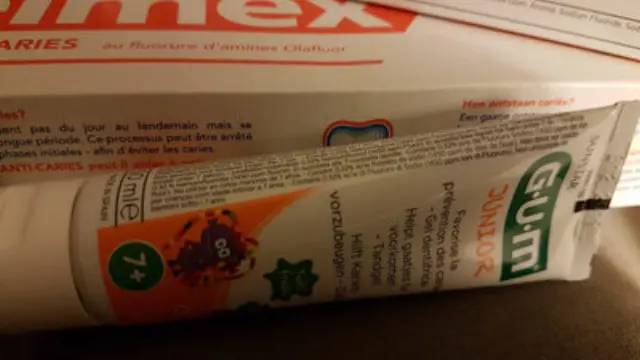 GUM Junior 6+ Οδοντόκρεμα για Παιδιά με Γεύση Φράουλα 50ml 2