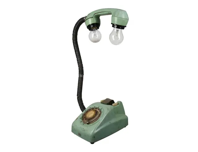 Επιτραπέζιο φωτιστικό "Old phone" (84211) με λαμπτήρα Ε27 και διαστάσεις 34x23x49cm 84211