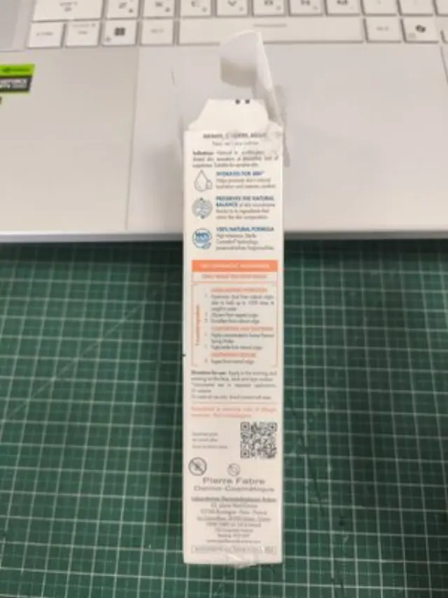 Avene Tolerance Hydra-10 Fluide Hydratant Ενυδατική Κρέμα Προσώπου Ελαφριάς Υφής για Ευαίσθητο & Αφυδατωμένο Δέρμα, 40ml 2