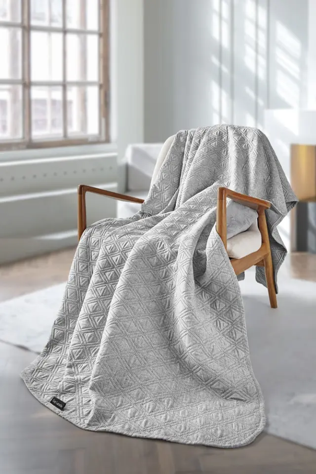 ΣΕΤ ΚΟΥΒΕΡΛΙ KING SIZE (250×240) ΜΕ ΜΑΞΙΛΑΡΟΘΗΚΗ (50×50) TEMPEST GREY GUY LAROCHE