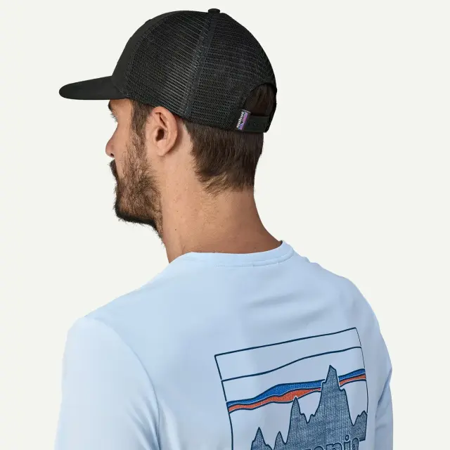 Patagonia P-6 Logo Trucker Hat Black - One size 3