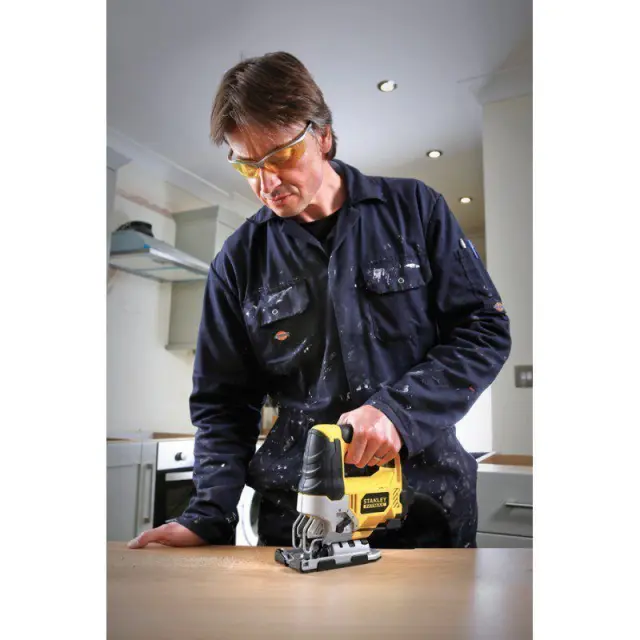 Stanley FME340K - Σέγα  Εκκρεμούς Κοπής 710 W 2