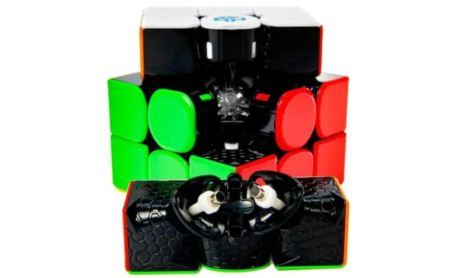 GAN 15 M 3X3 (New Black UV) 2