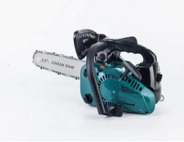 Αλυσοπρίονο 12″ με 2χρονο κινητήρα ισχύος 900W 15376-90