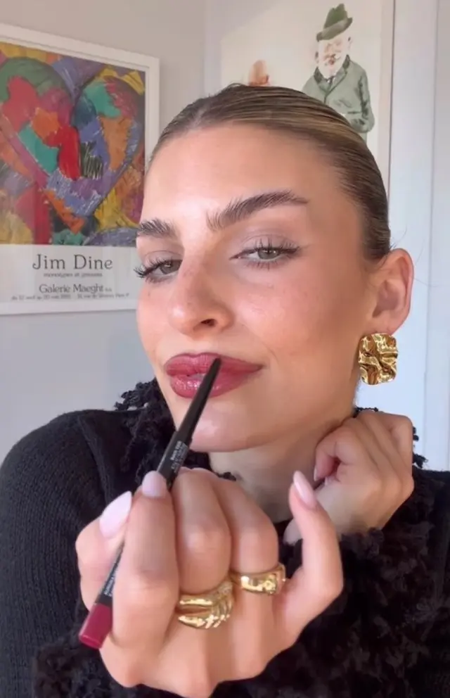 AURORA PERFECT LIP COMBO - RE VELVET BURGUNDY 3