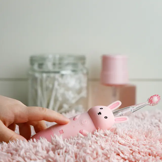 INNOGIO SONIC ΠΑΙΔΙΚΗ ΗΛΕΚΤΡΙΚΗ ΟΔΟΝΤΟΒΟΥΡΤΣΑ GIORABBIT PINK 2