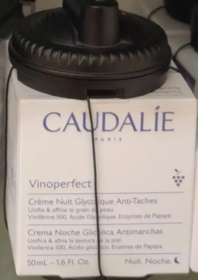 CAUDALIE Vinoperfect Dark Spot Correcting Glycolic Night Cream - Κρέμα Νυχτός Κατά Των Πανάδων με Βιταμίνη C & Νιασιναμίδη 50ml