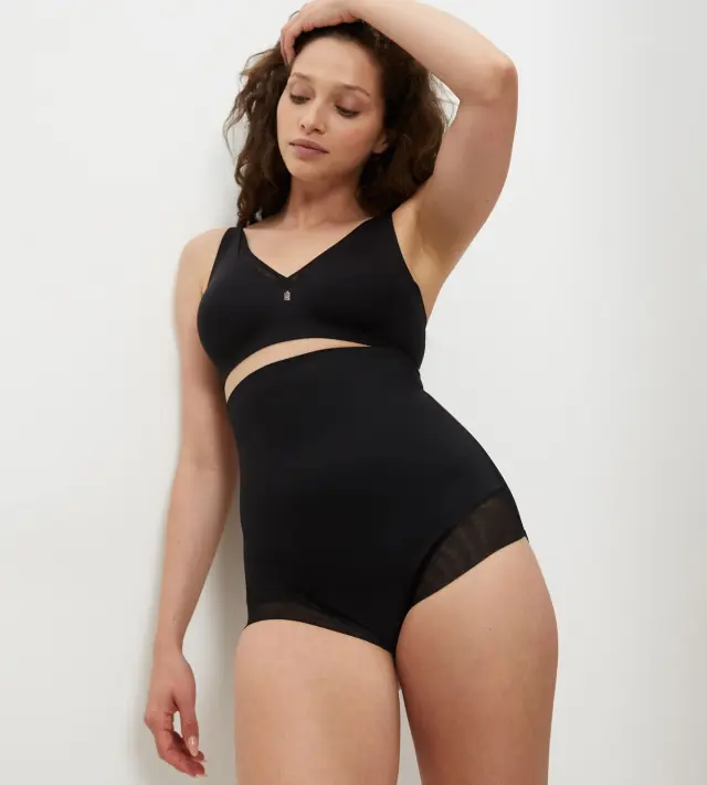 Triumph Λαστέξ Ψηλόμεσο True Shape Sensation Super HW Panty Μαύρο