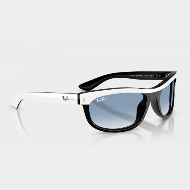 Γυαλιά Ηλίου Ray Ban Balorama 0RB2489 14443F Άσπρο Εξωτερικά, Μαύρο Εσωτερικά - 62 2