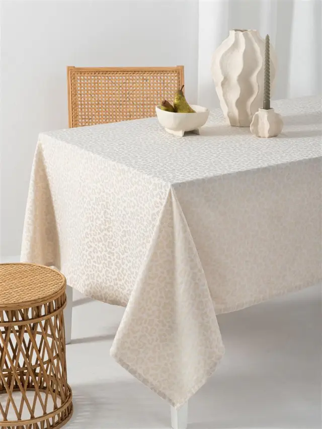Τραπεζομαντηλο Αλεκιαστο Formal Dinner LITA 175x160 BEIGE