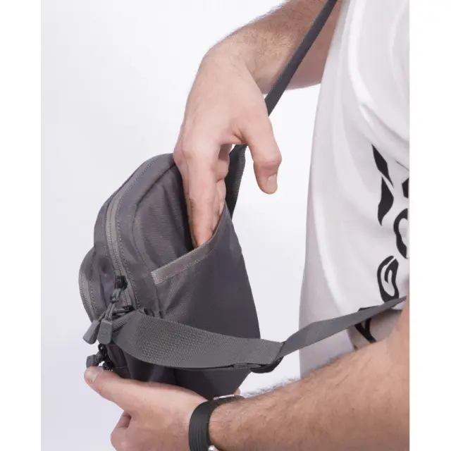 Pentagon Kleos Stealth Bag 2.5lt-Τσαντάκι Ώμου 2.5 Λίτρων - 01-Black-Μαύρο 2