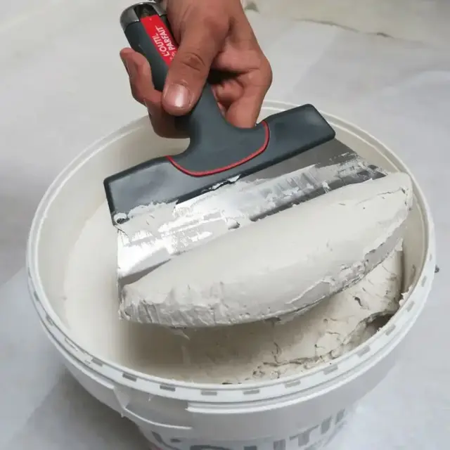 L'OUTIL PARFAIT ΣΠΑΤΟΥΛΕΣ ΛΟΞΕΣ 19CM ΜΕ ΠΛΑΣΤΙΚΗ ΛΑΒΗ 2