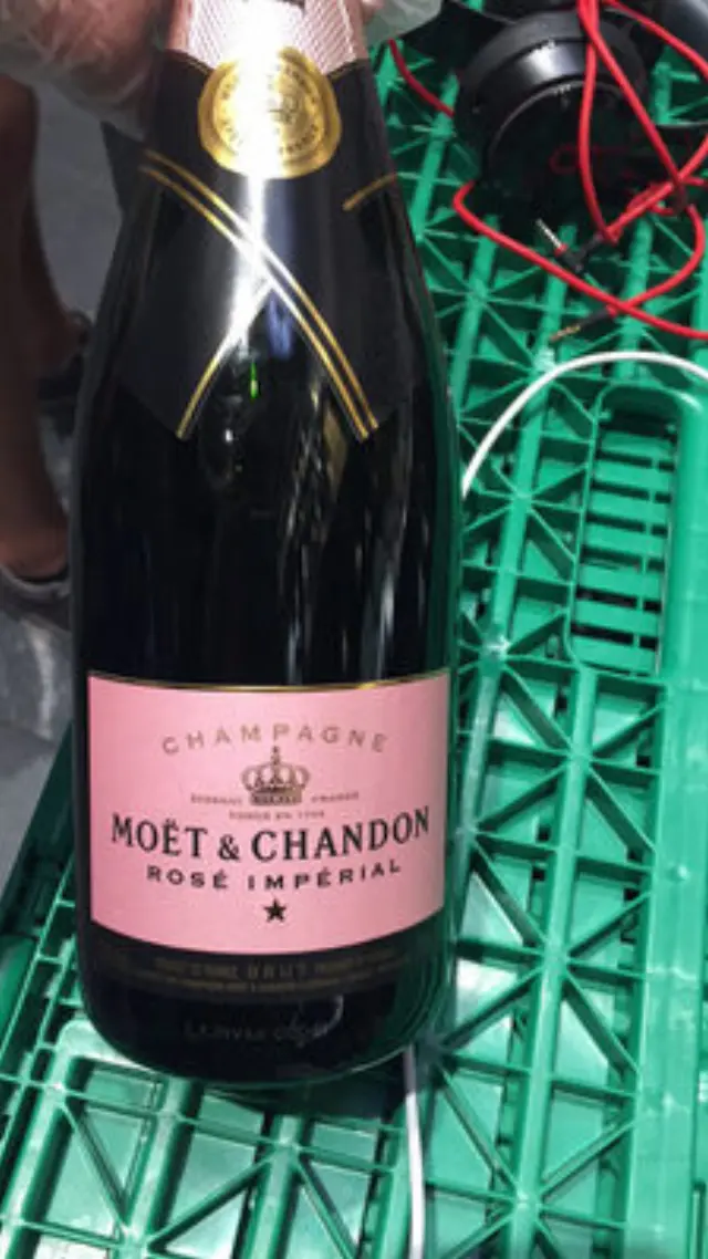 MOET & CHANDON ROSE IMPERIAL CHAMPAGNE 750ML