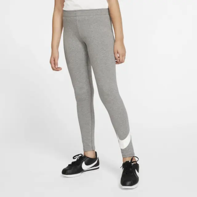 NIKE SPORTSWEAR SWOOSH - XL