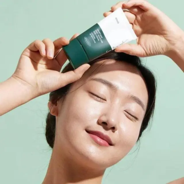 Anua Heartleaf Silky Moisture Sun Cream Αντηλιακή κρέμα για ευαίσθητο δέρμα SPF50+ PA++++ 50ml 2