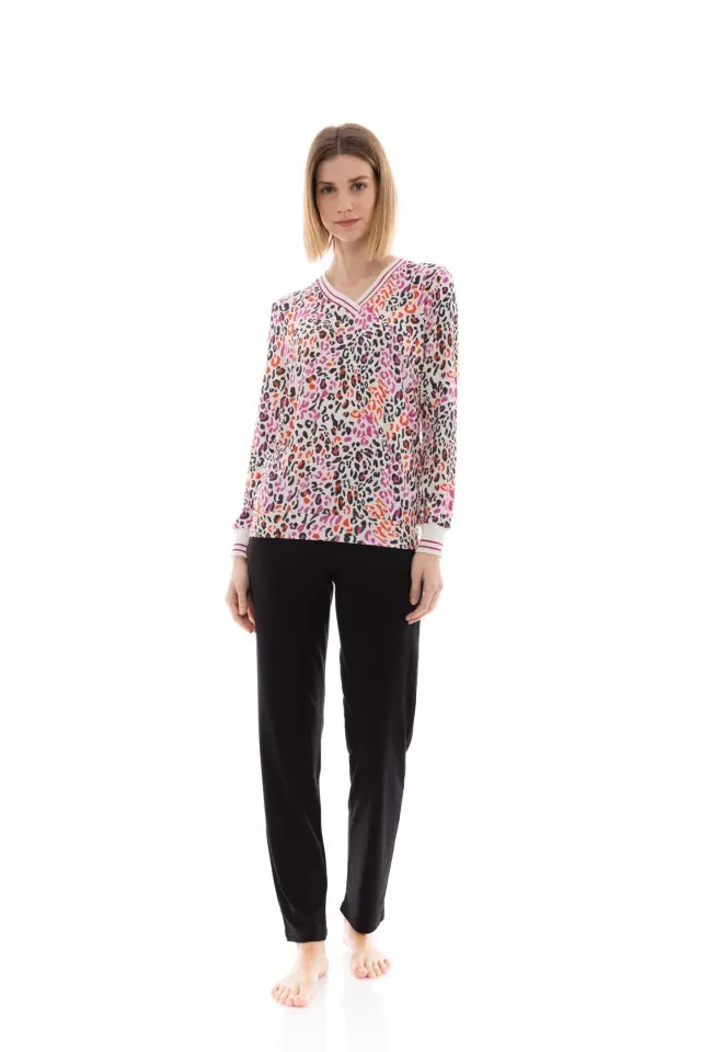 W1376 - Type - PYJAMA V WHITE LEO