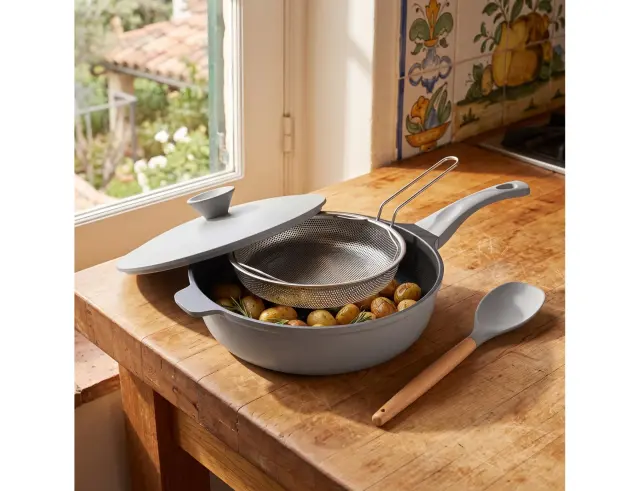 Τηγάνι sauté 5five με φριτέζα, σπάτουλα και διάμετρο 28cm - Light Gray 189456A