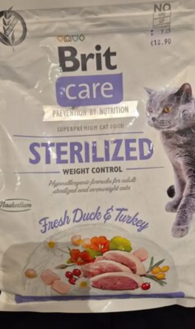 Brit Care GF Sterilised Weight Control Με Γαλοπούλα & Πάπια 2kg
