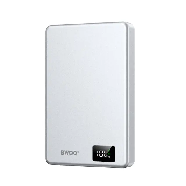 BWOO ultra-slim aluminium magnetic power bank P76 PD 20W 10000 mAh with digital display and USB-C port SILVER