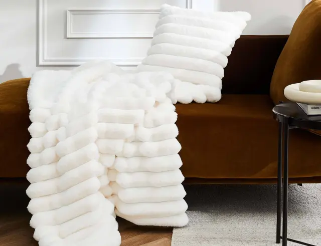 Κουβέρτα Boudoir Douceur d'intérieur με εσωτερική επένδυση fleece και διαστάσεις 125x150cm - White 1612832