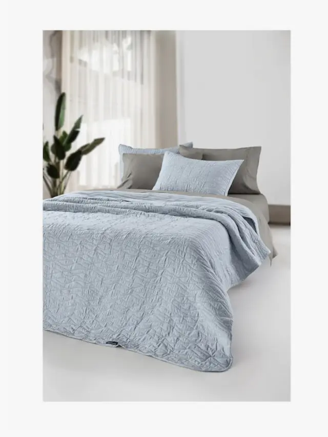 ΚΟΥΒΕΡΛΙ SHADOW BLUE 160X220 ΗΜΙΔΙΠΛΟ ΚΑΙ ΜΑΞΙΛΑΡΙ 45Χ45 GUY LAROCHE