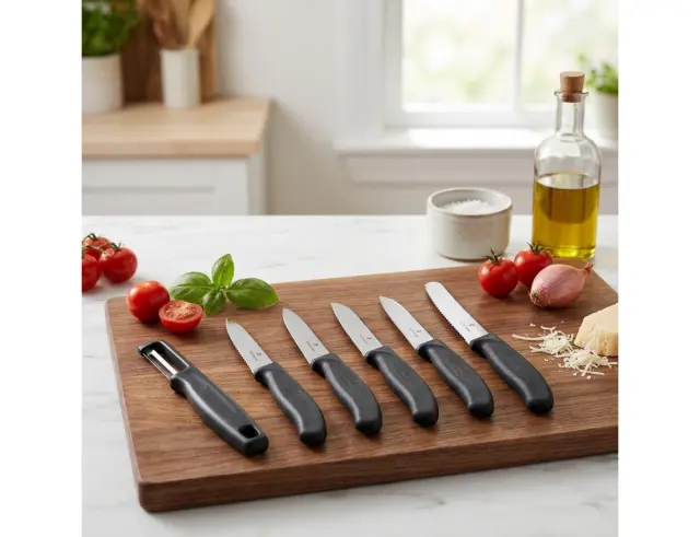 Σετ Μαχαίρια κουζίνας και αποφλοιωτής Victorinox Swiss Classic - Black - 6 τεμάχια - Σε συσκευασία δώρου6.7113.61G