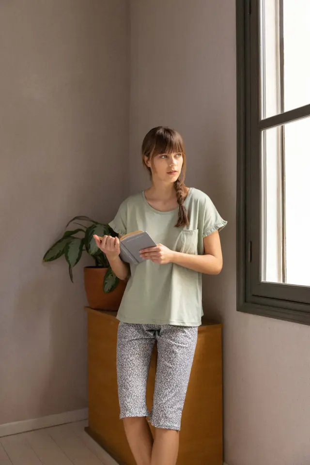 S1224 - Type - PYJAMA CAPRI AQUA FLOWER - M