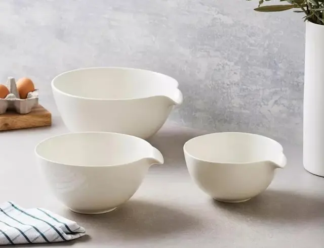 Μπολ Σερβιρίσματος White Basics Maxwell & Williams από πορσελάνη, με διάμετρο 18cm - Λευκό IA0105 2