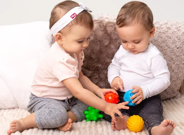 TULLO ΠΑΙΧΝΙΔΙ ΑΙΣΘΗΣΕΩΝ SENSORY BALLS 4 ΤΜΧ. 3