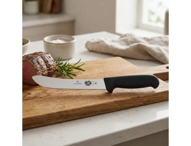 Μαχαίρι Κρέατος Victorinox Fibrox με κυρτή, στενή λεπίδα και μήκος 15cm - Black5.7603.15