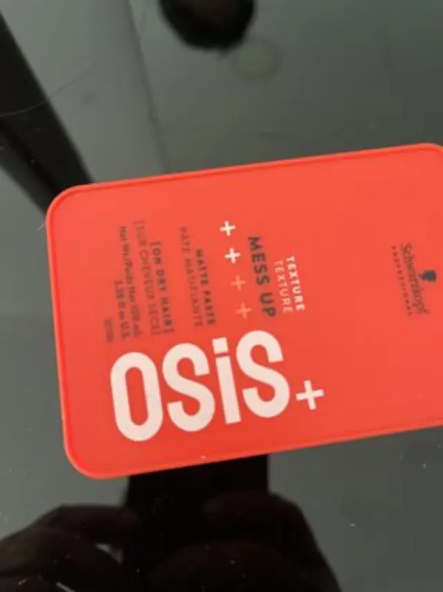 Schwarzkopf Professional Osis+ Mess Up modelující guma for a matte effect 100 ml