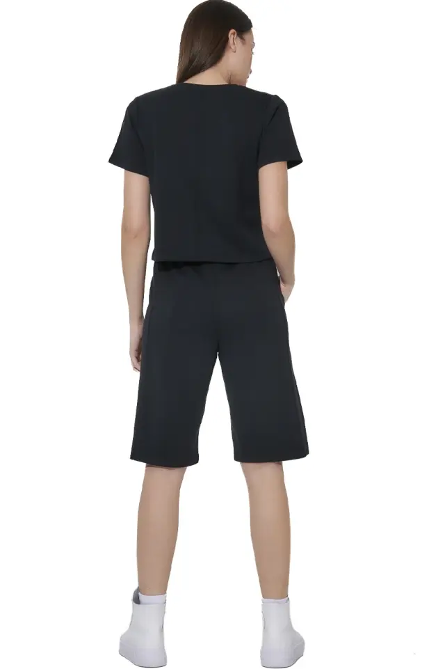 Body Action Women's Wide-Leg Bermouda Shorts Black 031621-01-01 - XS 2