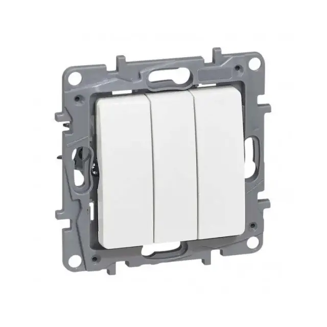 One-way switch Niloé - 3-gang - 10 AX - 250 V~ - screw terminals - white