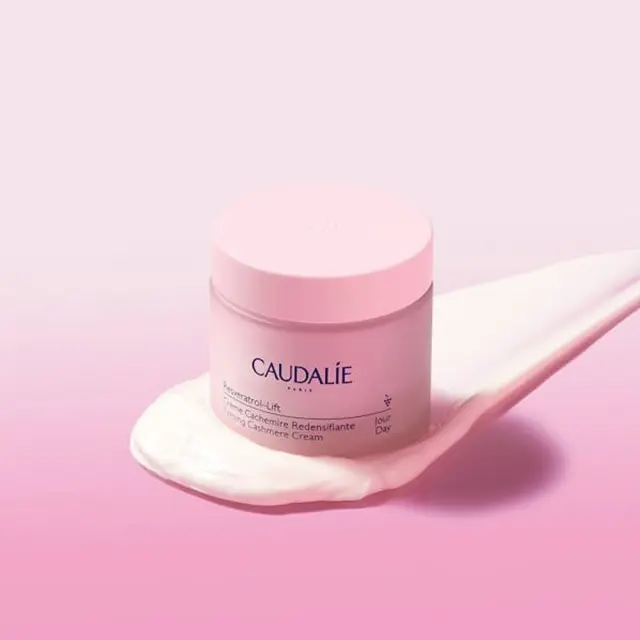 CAUDALIE Resveratrol-Lift Lifting Cashmere Κρέμα Προσώπου για Αντιγήρανση & Σύσφιξη με Υαλουρονικό Οξύ & Κολλαγόνο 50ml 2