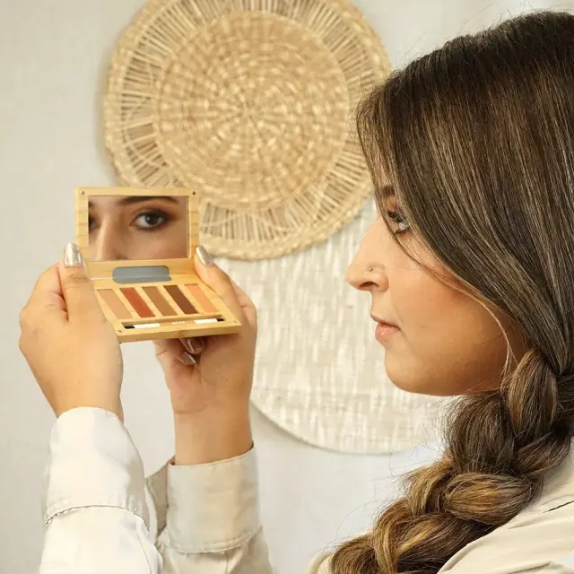 Zao Organic Palette Spicy Chic – Παλέτα Βιολογικών Σκιών με 5 Αποχρώσεις 3
