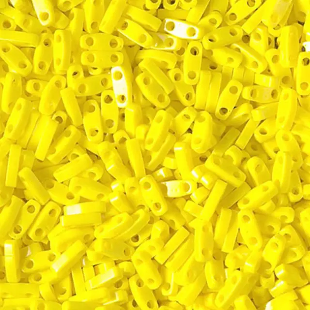 Χάντρα Miyuki Quarter Tila No404 Matte Opaque Yellow ~7gr