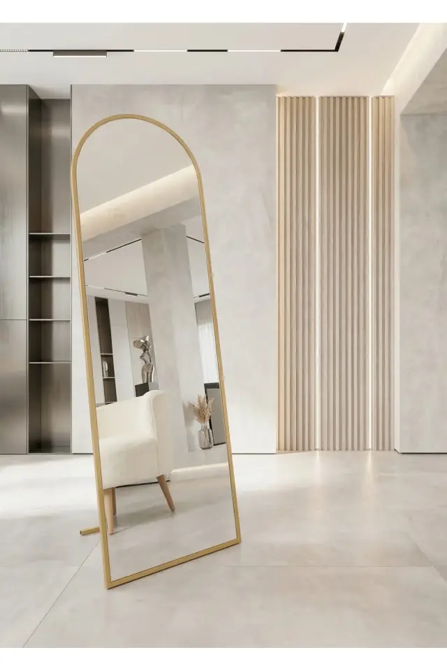 Stewehome Καθρέφτης δαπέδου από γυαλί 4mm με μεταλλική χρυσή βάση γεωμετρικού σχήματος Χρυσό 160x50 cm