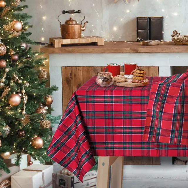 Christmas runner 45x140 Red - Green 0769 Das Home 2