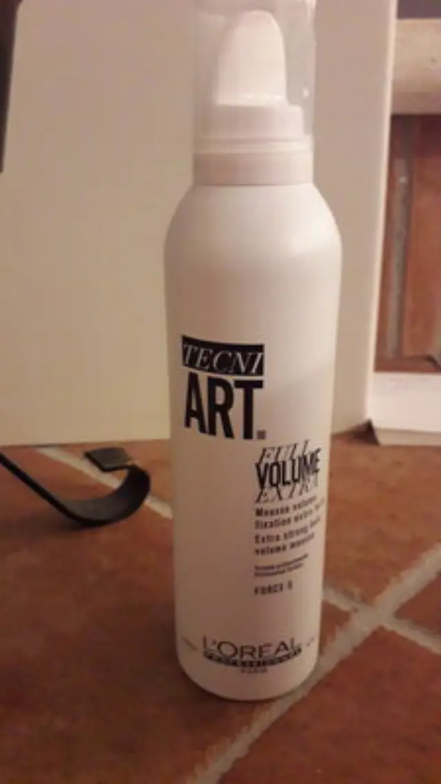 L´Oréal Professionnel Tecni.Art Full Volume Extra mousse for extra volume 250 ml