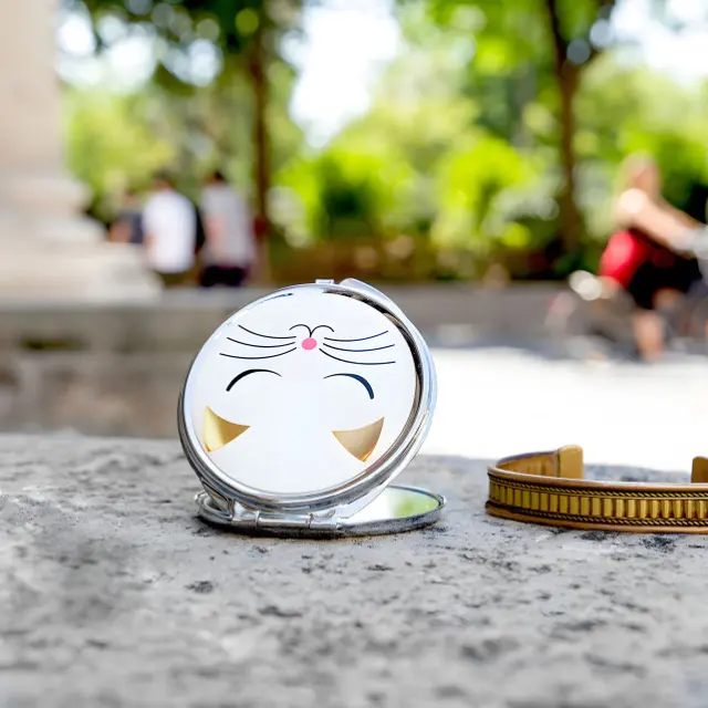 Pylones Καθρεφτάκι Τσέπης / Pocket Mirror: Lady Look (7 σχέδια) White cat 2