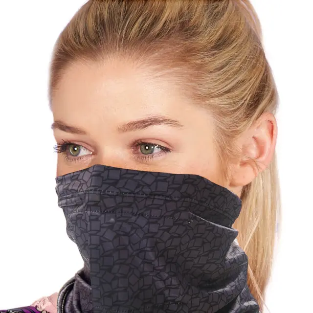 Black Cube Snood 3