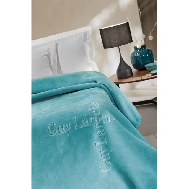 Κουβέρτα Βελουτέ Υπέρδιπλη Guy Laroche Logo Petrol 220x240 2