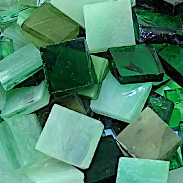Γυάλινη Ψηφίδα Tiffany Glass 15x15mm - T139 Green Mix - 200gr