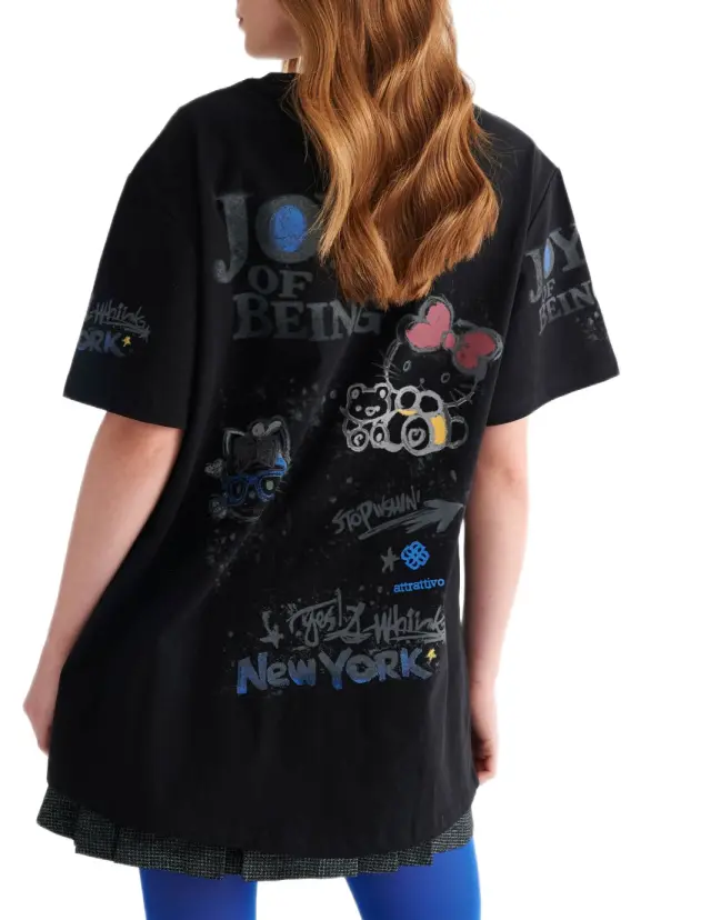Attrattivo γυναικείο oversized t-shirt με τύπωμα 9923927-1 2