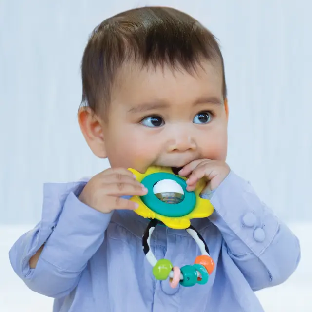 INFANTINO SPIN & RATTLE TEETHER ΚΙΤΡΙΝΟ 3