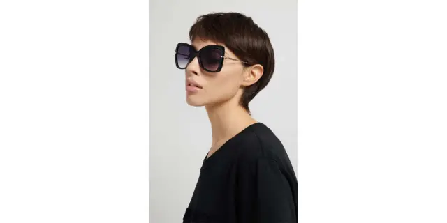 Marc Jacobs Γυναικεία Γυαλιά Ηλίου με Μαύρο Σκελετό και Γκρι Φακό MARC 881/S 807/9O 2