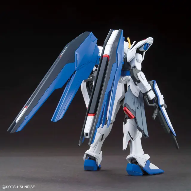 HGCE FREEDOM GUNDAM 1/144 3