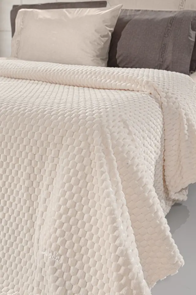 ΦΛΙΣ ΚΟΥΒΕΡΤΑ ΜΟΝΗ ΜΕ ΜΑΞΙΛΑΡΟΘΗΚΗ SMOOTHIE IVORY 160X220 GUY LAROCHE 3