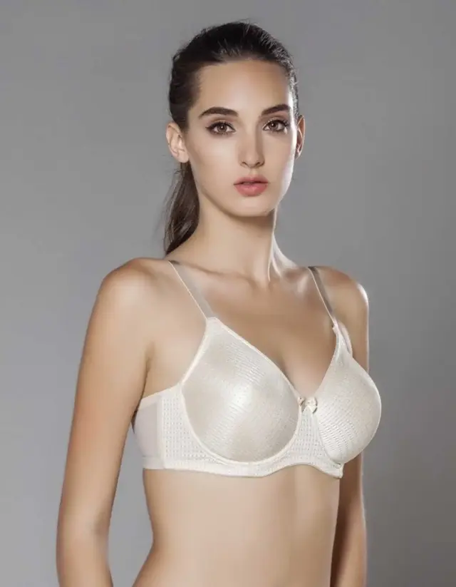 Μπεζ σουτιέν χωρίς ενίσχυση plus size 3